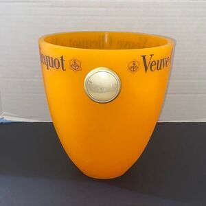 Veuve Clicquot French Champagne Ice Bucket Gold Tone Knob Orange